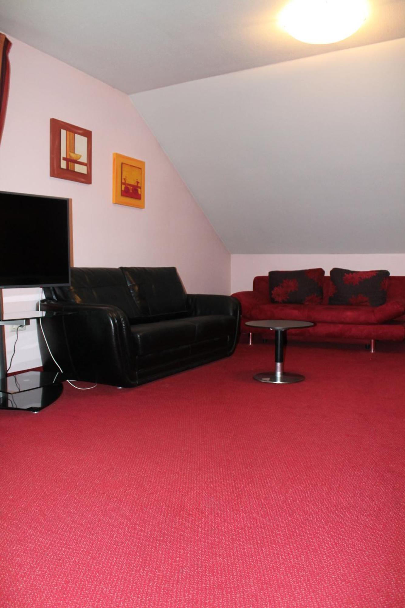 Arthotel Ana Aura Aystetten 外观 照片