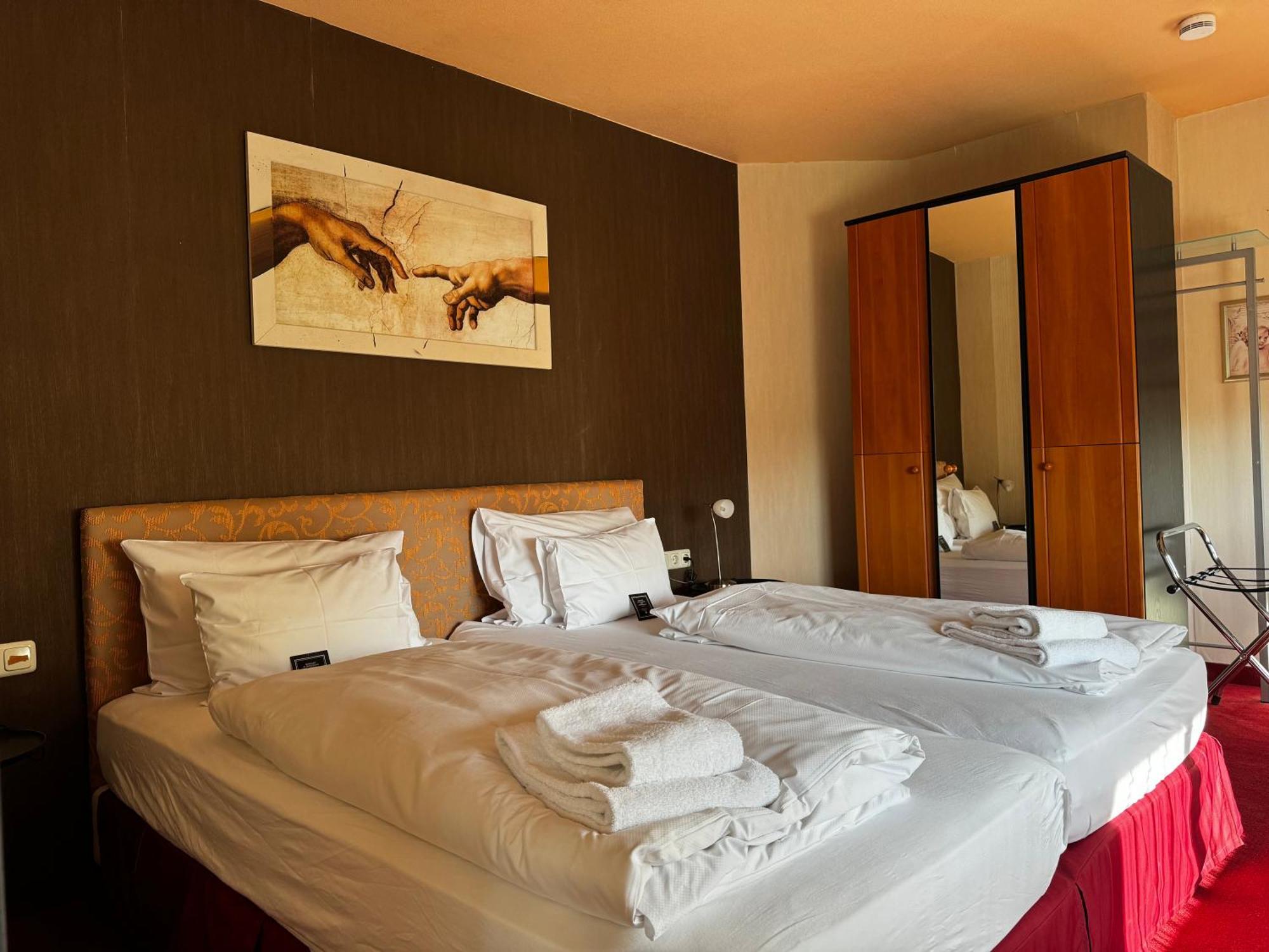 Arthotel Ana Aura Aystetten 外观 照片