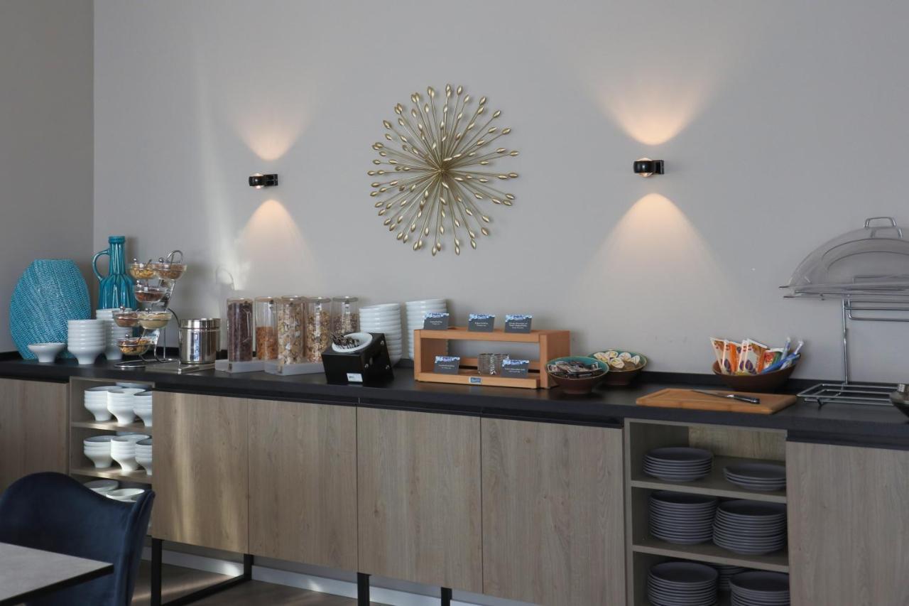 Arthotel Ana Aura Aystetten 外观 照片